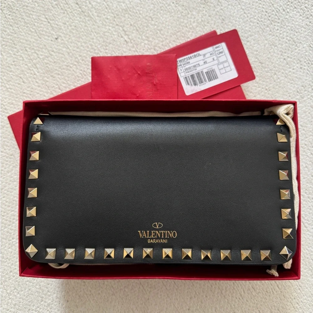 Valentino Rockstud Leather Wallet On Chain bag - Picture 1 of 10